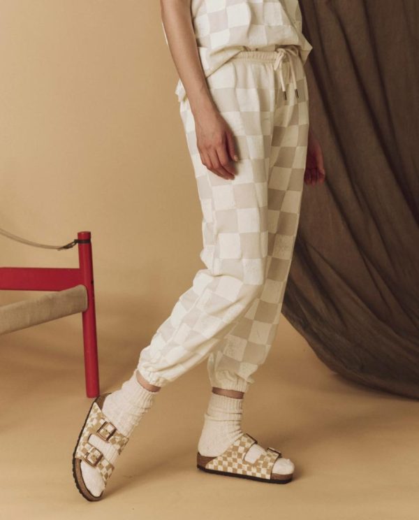 Therusticpost.shop297a4b04f6 2