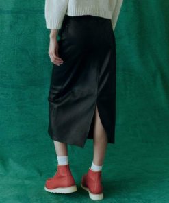 Therusticpost.shop4a4fa4f8fa 2