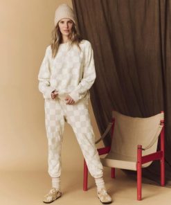 Therusticpost.shop5cfe37c5b6 4