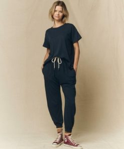 Therusticpost.shop68c72528f0 4