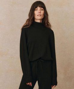 Therusticpost.shop8a5ee15248 1