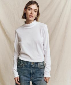 Therusticpost.shop8c5f1cd67e 1